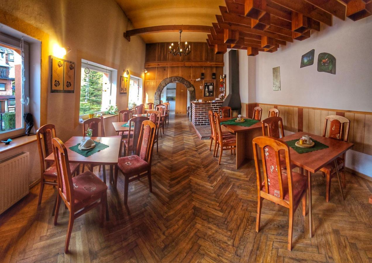 Bed and Breakfast Willa Mona à Szklarska Poreba Extérieur photo