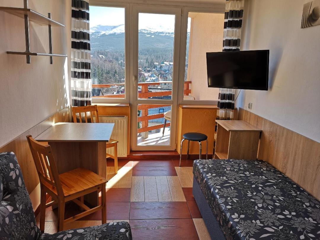 Bed and Breakfast Willa Mona à Szklarska Poreba Extérieur photo